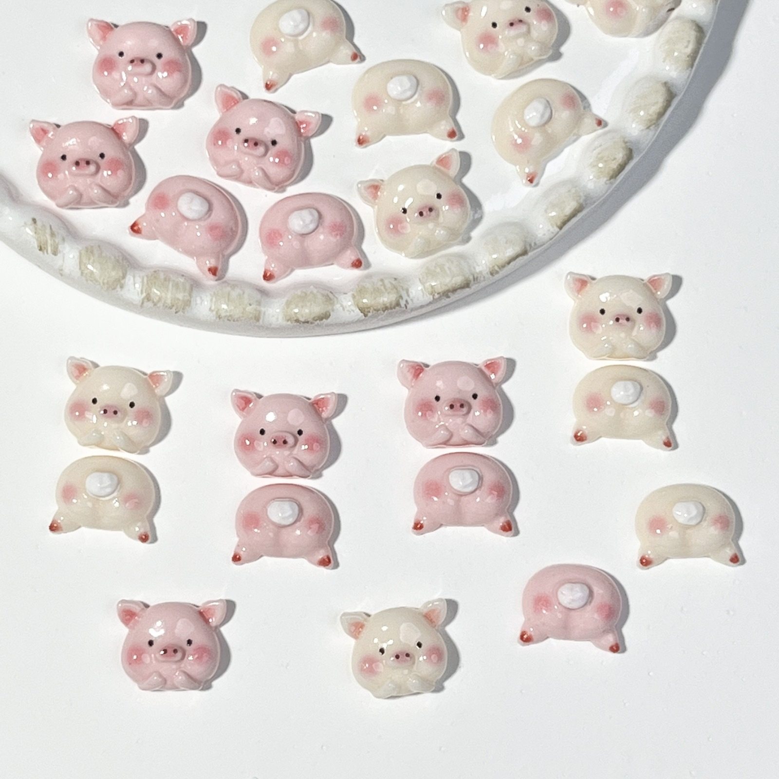 卡通小猪美甲饰品 DIY猪头指甲装饰配件 美甲贴片 手机壳手链材料
