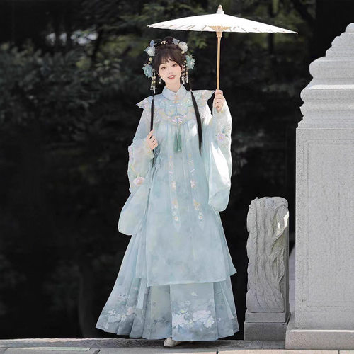 【茉莉】明制云肩汉服套装