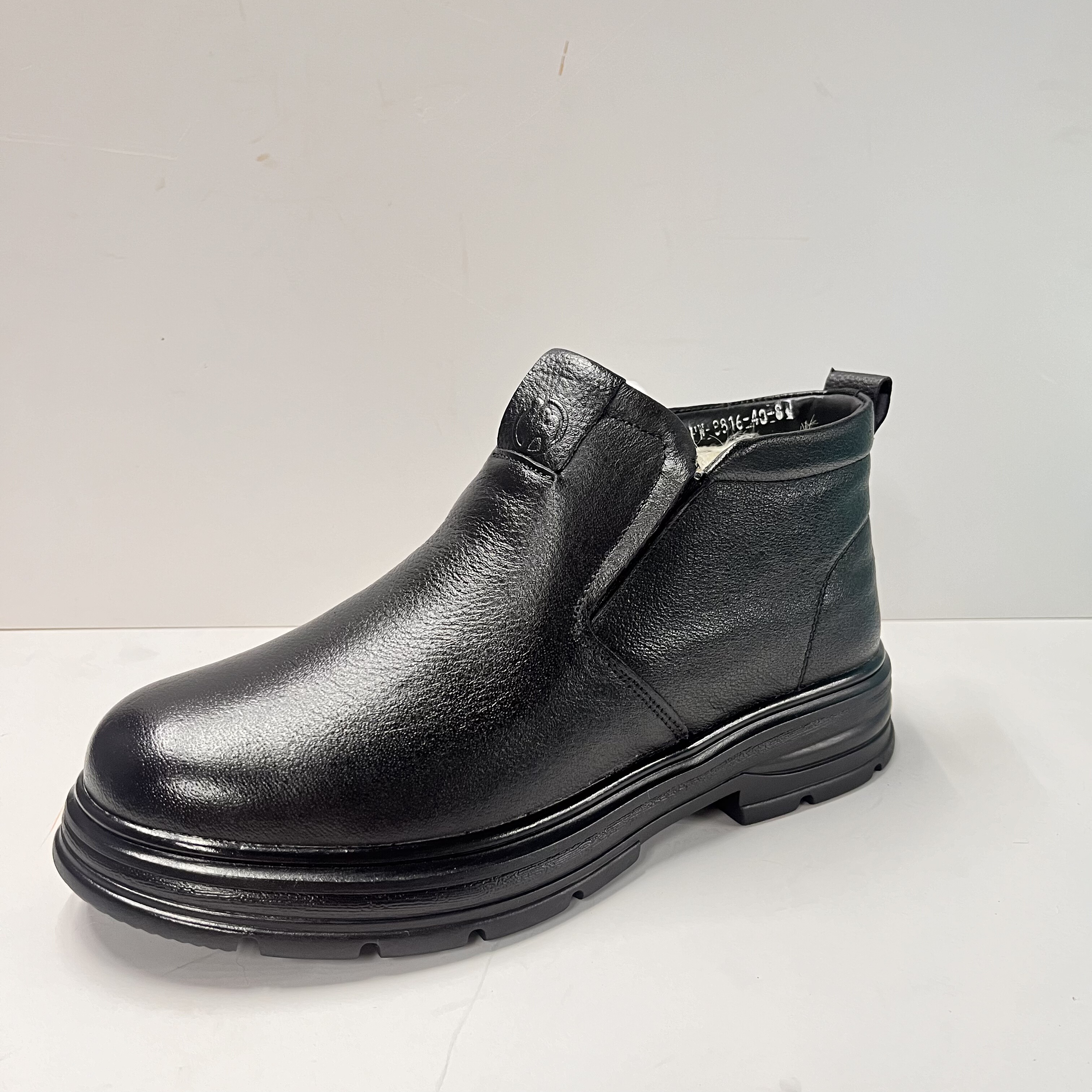 8816头层牛皮骆驼撤柜尾货羊毛拉链橡胶底男皮棉鞋