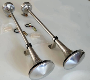 新款欧曼顶置汽笛喇叭不锈钢材质低音气喇叭格尔发顶置气喇叭配件