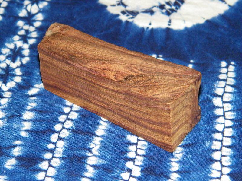 海南黄花梨原木料鬼脸老料印章料佛珠手串配饰挂件