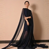 刘雅瑟深蓝色披肩飘带拖尾礼服时尚 2025夏季 新款 气质红毯宴会长裙