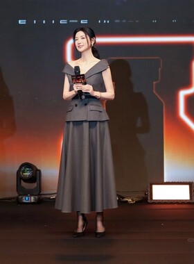 高级定制李英爱同款灰色露肩上衣西装外套+大摆长半裙优雅套装裙