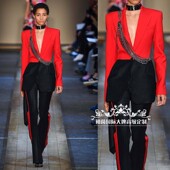 不对称通勤商务修身 高端定制秀场同款 女时尚 套装 红色拼接黑色西装