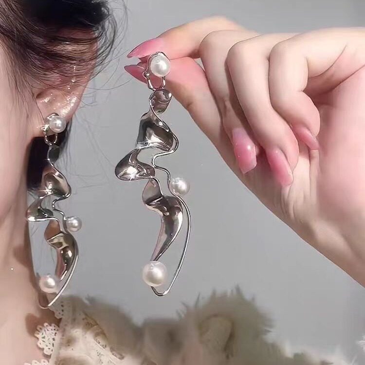 德国扭曲不规则几何珍珠耳环夸张小众设计高级感时尚气质网红爆款