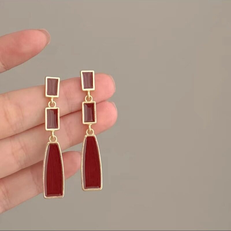 德国简约几何滴油长款流苏耳环女时尚个性高级感复古显白耳钉气质