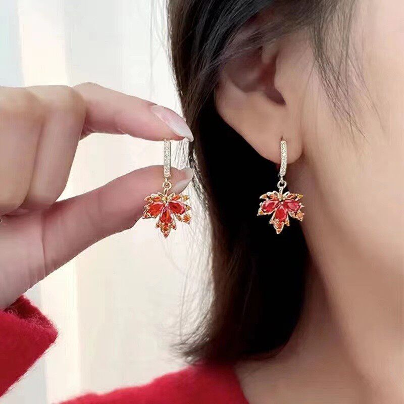 德国枫叶耳环女年新款潮耳线高级感针复古小众简约轻奢耳饰品