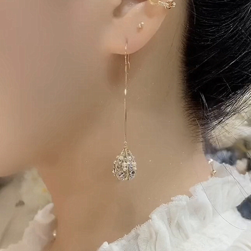 德国设计感长款流苏耳坠水滴珍珠锆石耳环女轻奢气质显脸瘦复古风