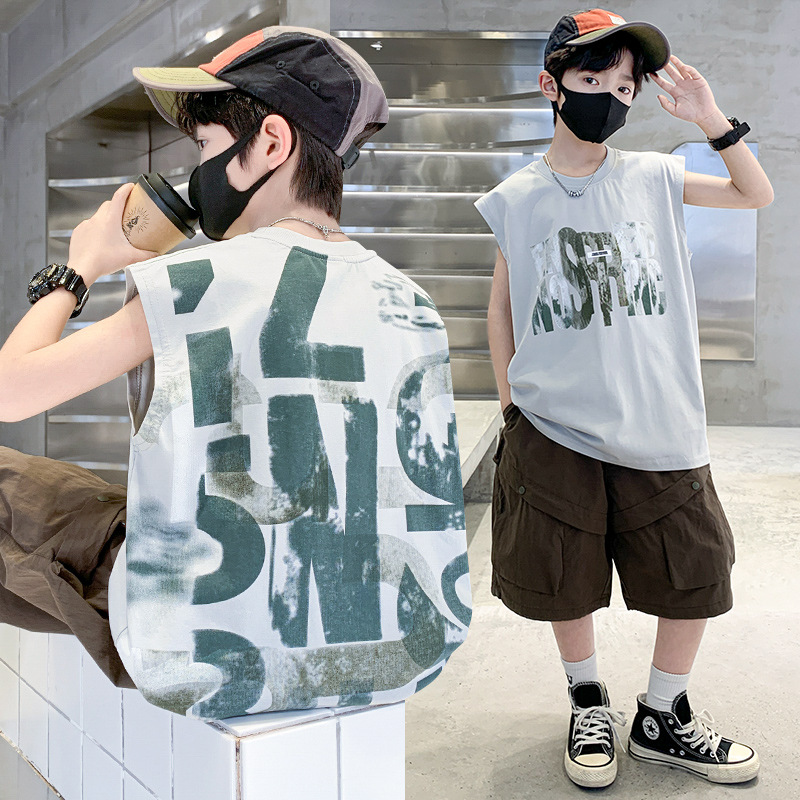 今年新品儿童男童夏季套装2025新款中大童运动休闲无袖背心印花短