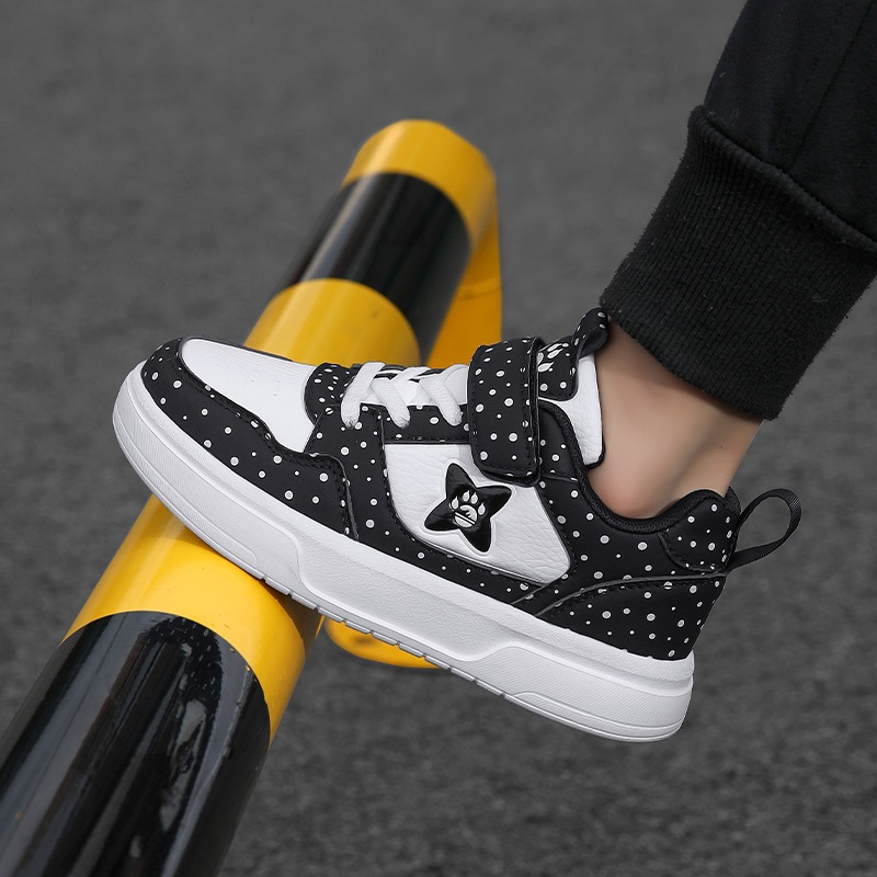 优选新款儿童板鞋新款舒适透气男女童休闲鞋时尚运动鞋童鞋