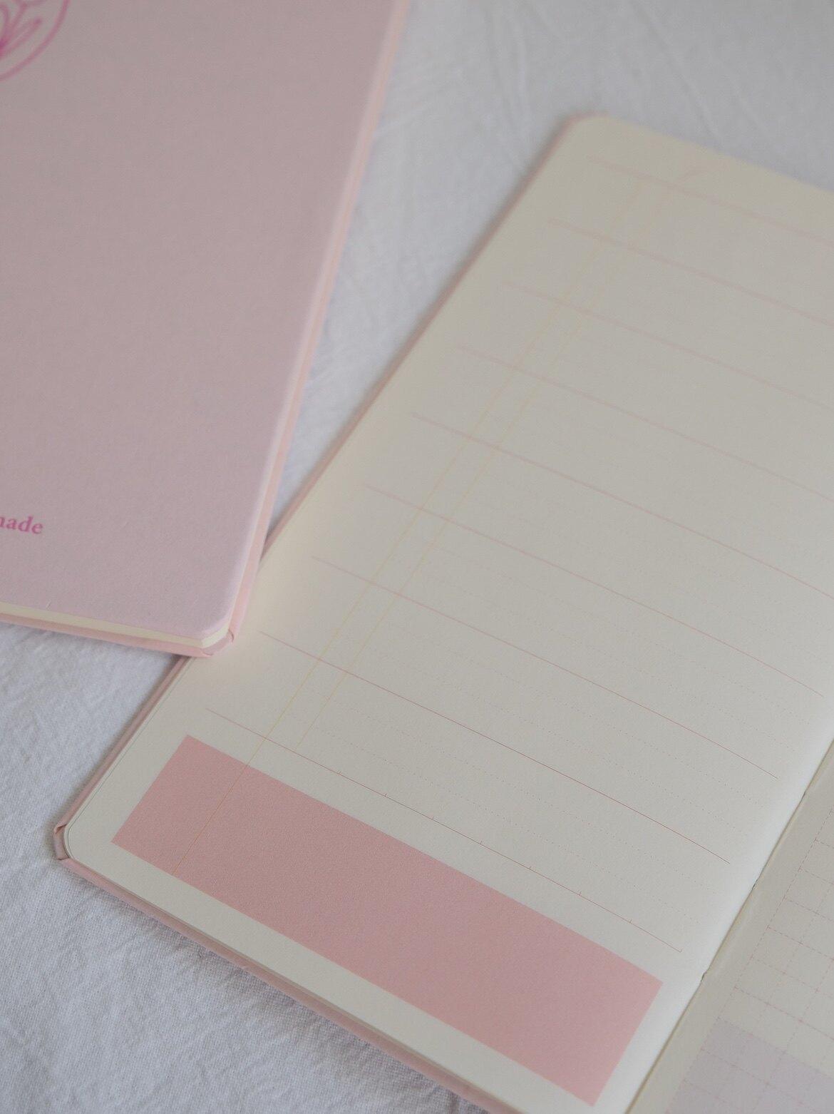 MAISONPROMENADE 피치 핑크 튤립 프리 리스트 핸드북 핸드북 걸리쉬 심플 무산소 종이