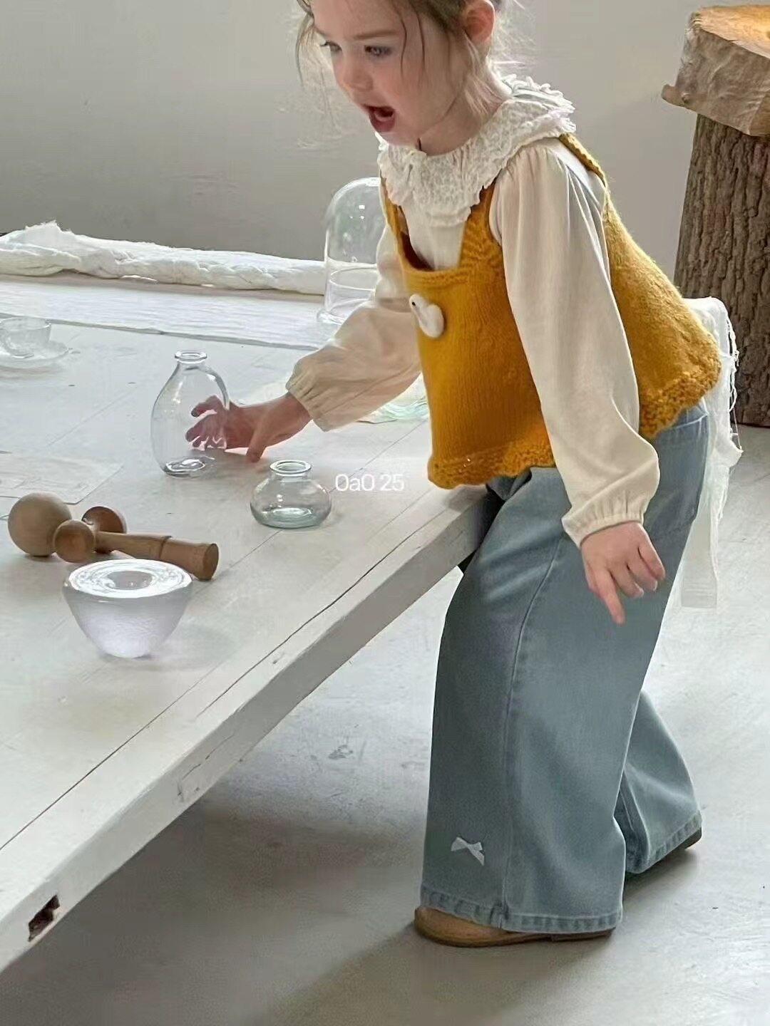2025秋季女童韩版甜美可爱小鸭子针织背心宝宝娃娃领打底衫三件套