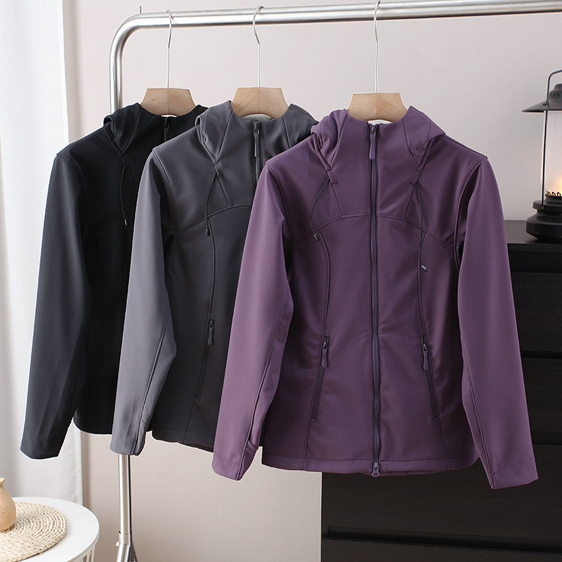 户外山系！男女同款防风防水修身薄绒连帽软壳登山冲锋衣夹克外套