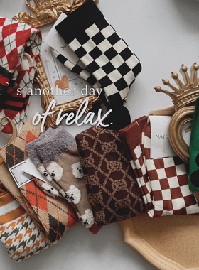 韩国秋冬简约格子袜女生中筒袜潮流条纹拼色方格透气长筒袜子女袜