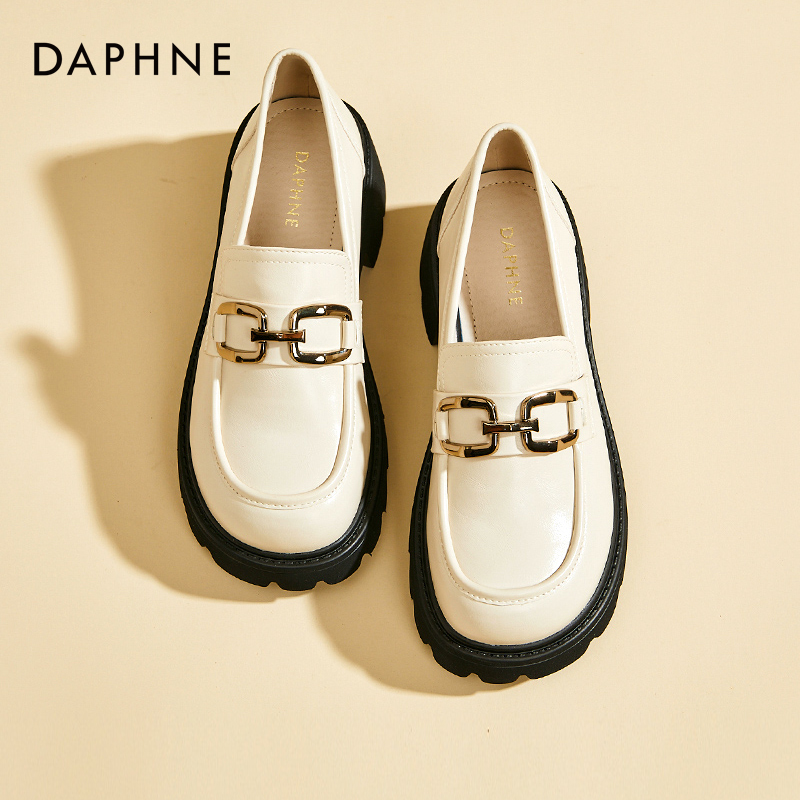 达芙妮热销女鞋！厚底增高乐福鞋