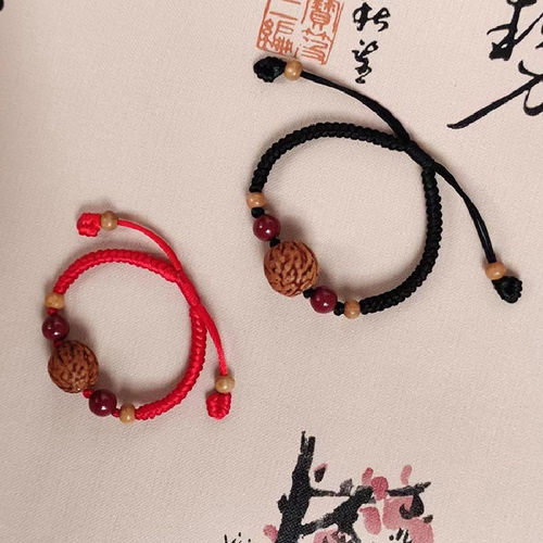 野生桃核桃子手串红绳手链本命年