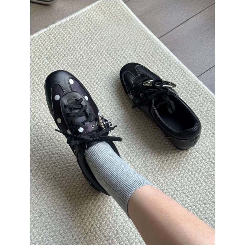 复古风黑色设计感波点德训鞋女2026年春季系带休闲平底皮带扣单鞋,女鞋,浅口单鞋,淘宝优惠券,粉丝福利购,淘宝优惠卷