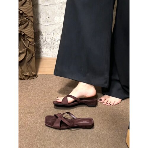 法式复古风交叉一字拖鞋女夏季外穿新款方头露趾配裙子低跟凉拖鞋