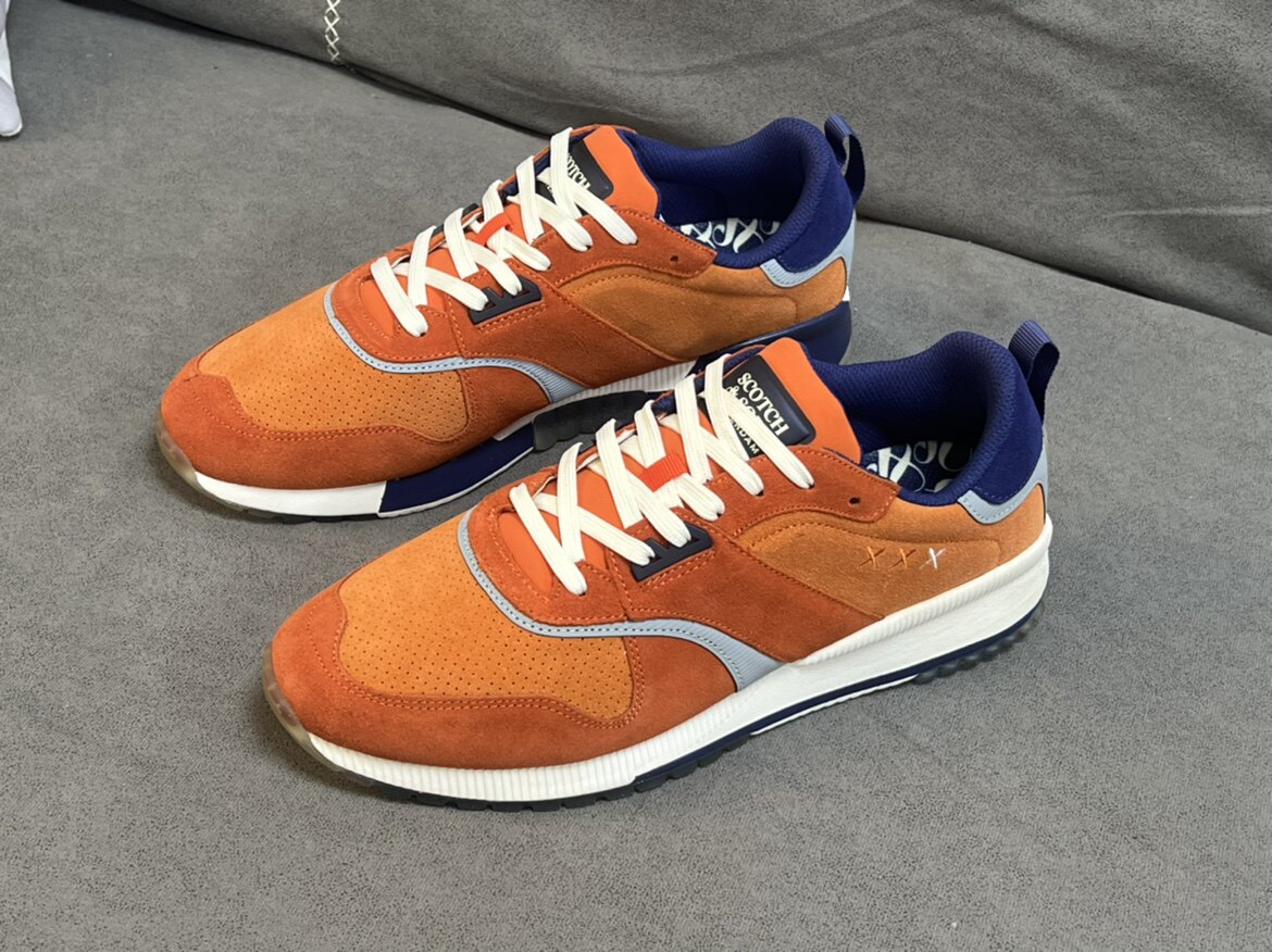 捡漏孤品外贸高端大码男女复古休闲运动鞋真皮运动鞋跑步鞋