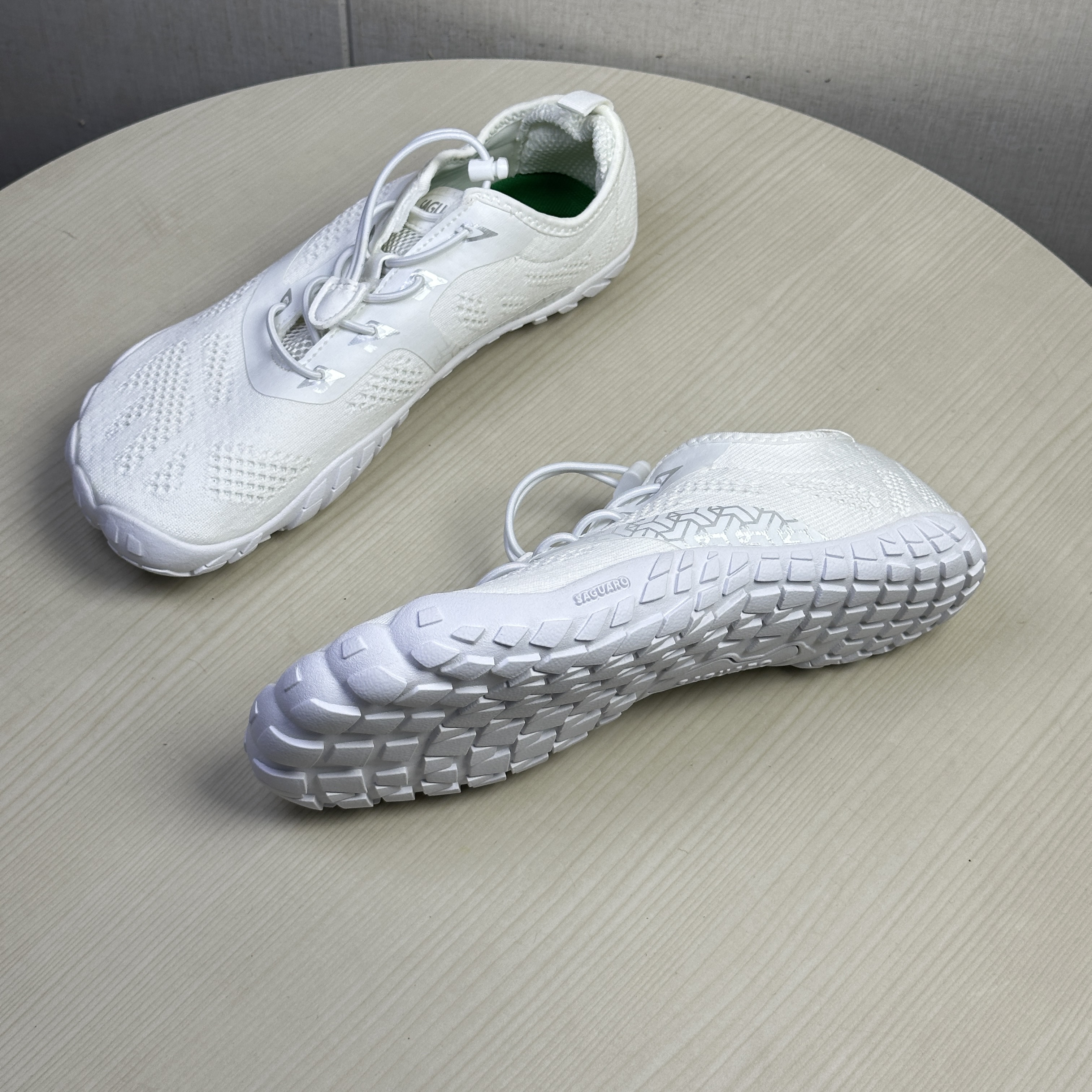 顺利外贸五指鞋室内外健身深蹲瑜伽训练鞋零落差大码运动鞋男女款