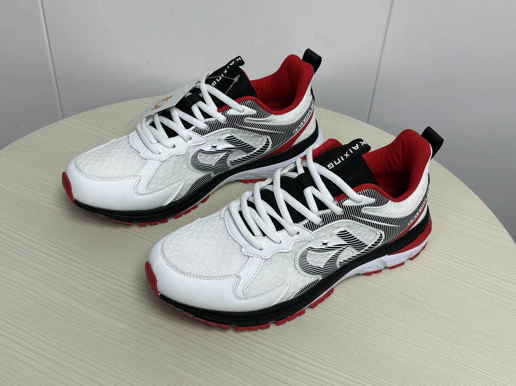 顺利外贸大码外贸尾货透气轻便缓震休闲健步运动鞋跑步鞋时尚轻奢