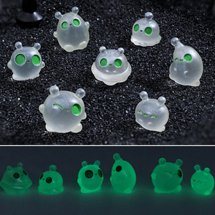 微景观创意可爱幽灵夜光外星人装饰品桌面车载迷你树脂小摆件玩偶