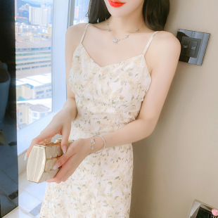 女装 年轻款 开叉刺绣V领雪纺吊带长裙女 新款 温柔风连衣裙2026夏季