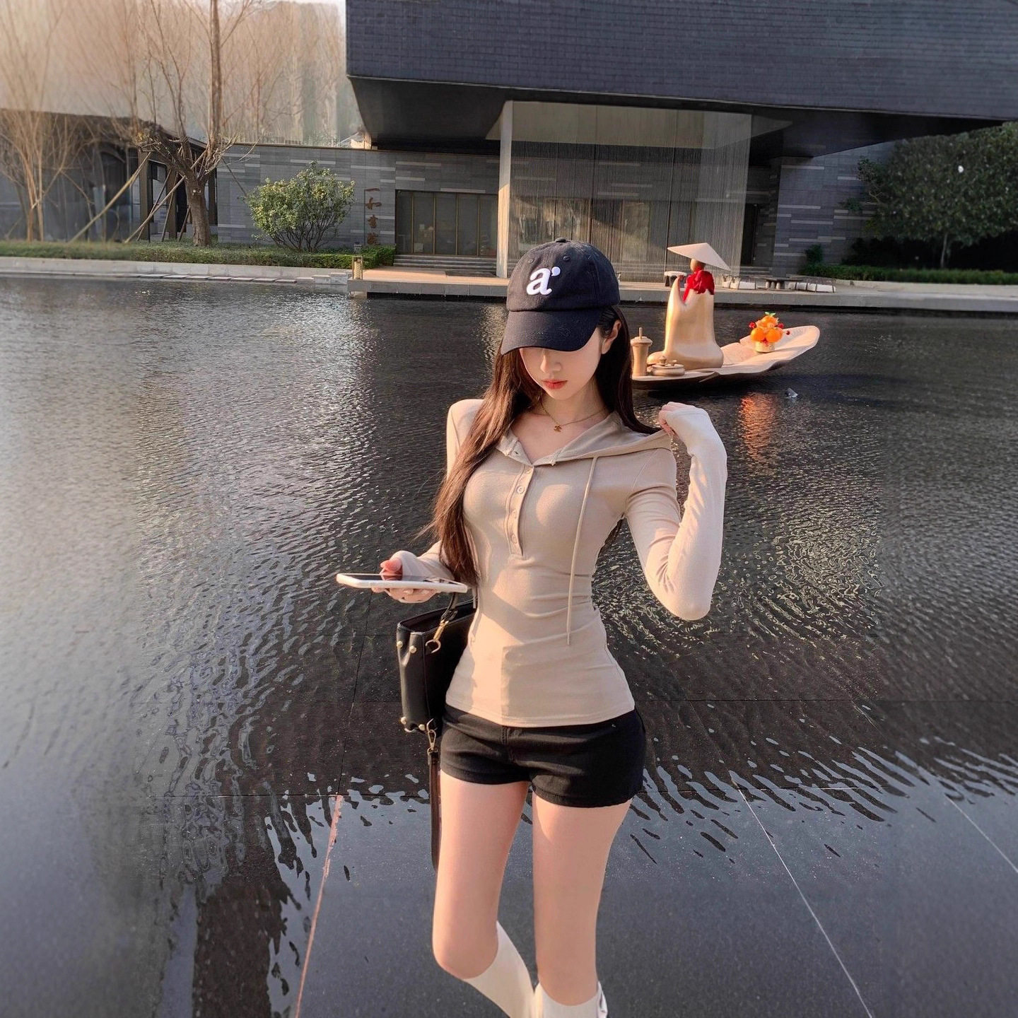简约美式辣妹修身显瘦半开扣连帽卫衣收腰早秋内搭长袖学生上衣女