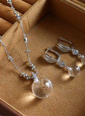 简约清透百搭小灯泡微镶锆石吊坠项链配饰女轻奢小众感锁骨链