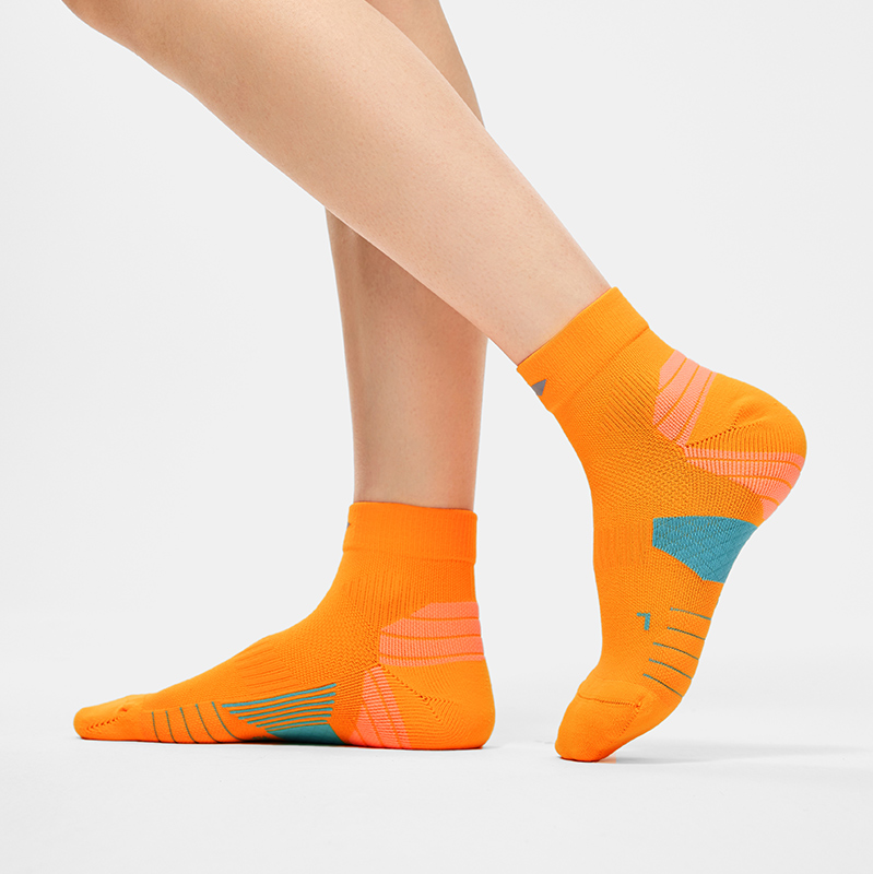 Lining/李宁正品夏季男女跑步系列亲肤舒适运动短袜1双装AWST103