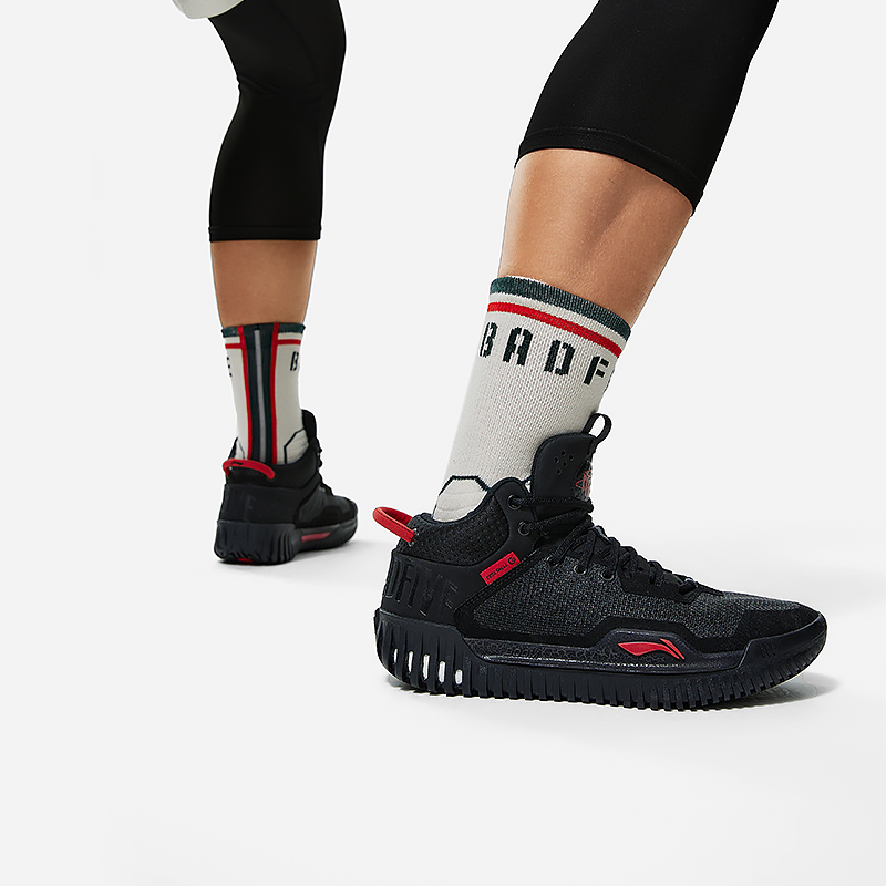 Lining/李宁正品新款反伍3男子舒适透气耐磨中帮篮球鞋ABFT025