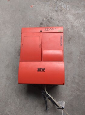 MOVITRAC31C015-503-4-00实物图拍摄议价 维修