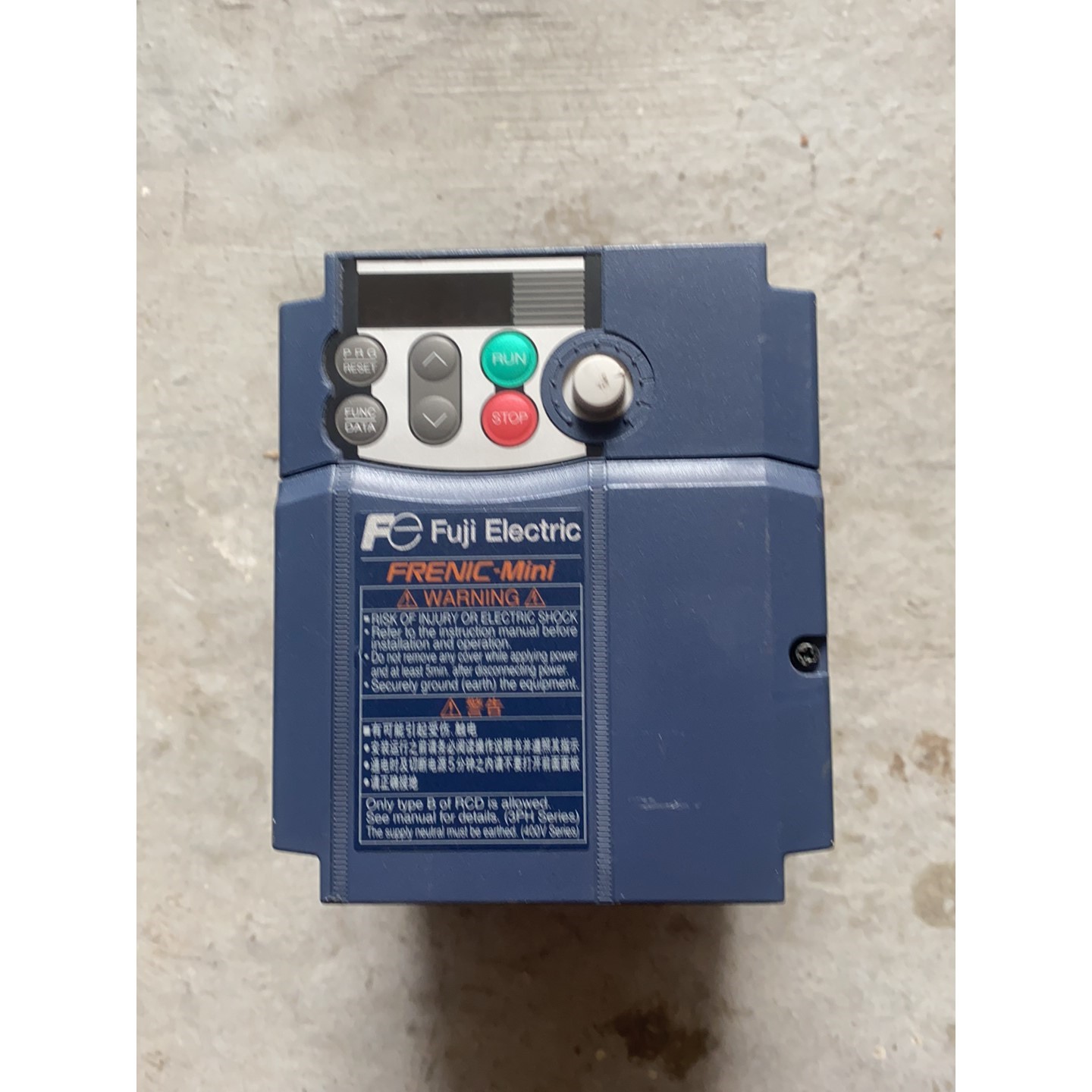 富士变频器FRN0010C2S7C 1.5KW/220V 维修咨询