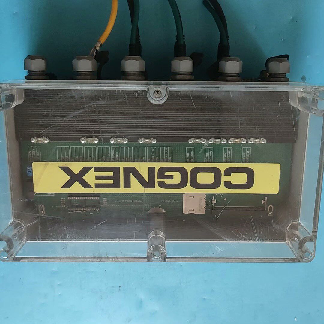 COGNEX康耐视DMA-CCM-4X接线盒 ,原装件,维修咨询维修咨询