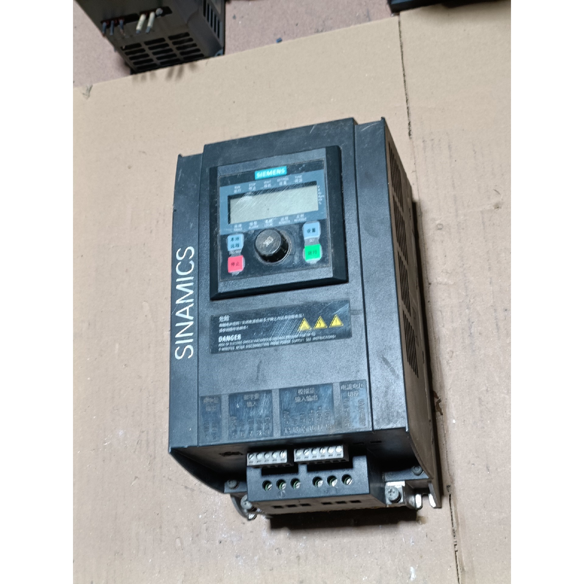 西门子变频器6SL3217-0CE24-0UA1 4KW议价 维修