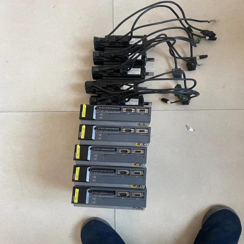 200W信捷伺服DS3E带刹车套装，功能完好，测试好发货，