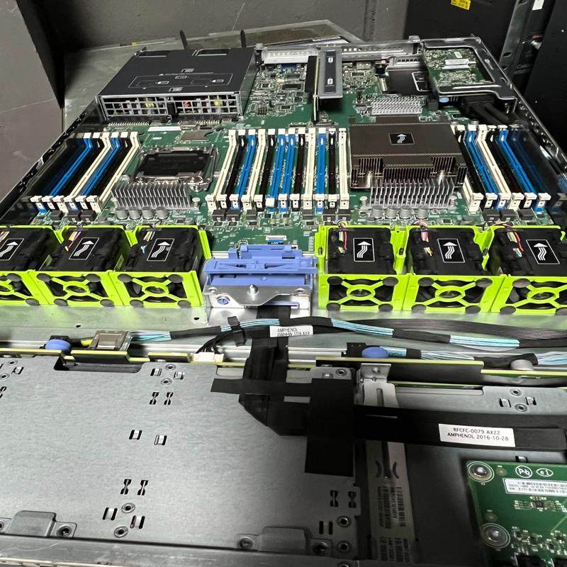 检测思科 UCS C220 M4服务器 配置如图片一台 咨询