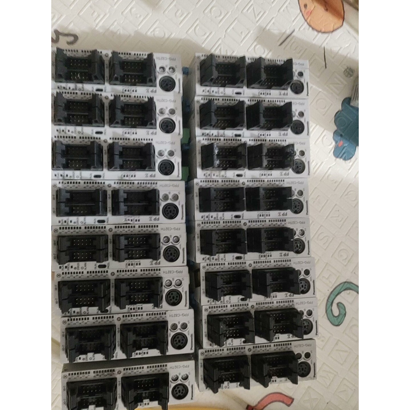 松下FPG-C32TH、FPG-COM3,实物拍摄,成色如图备件议价