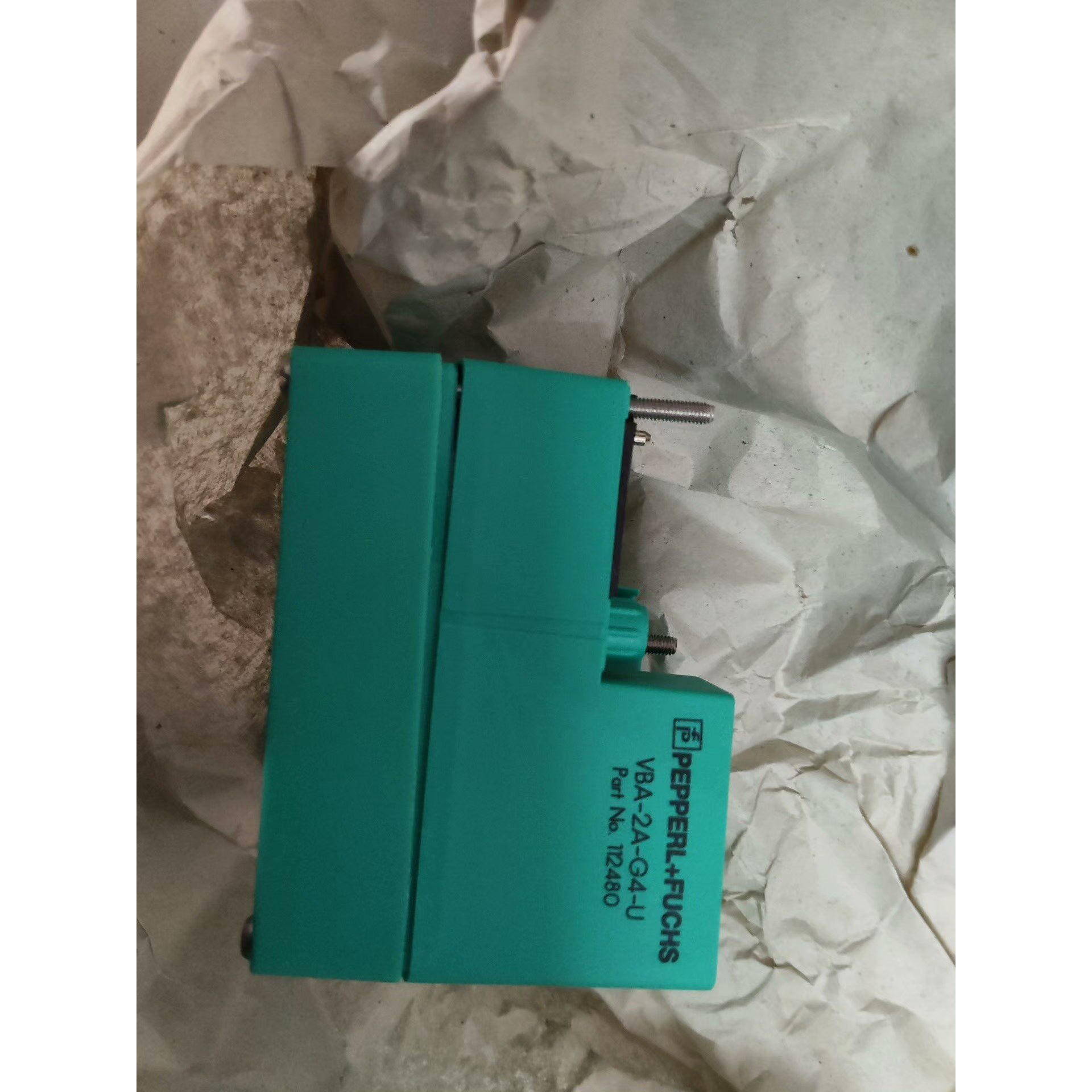 P+F 112480 VBA-2A-G4-U  X3议价 维修