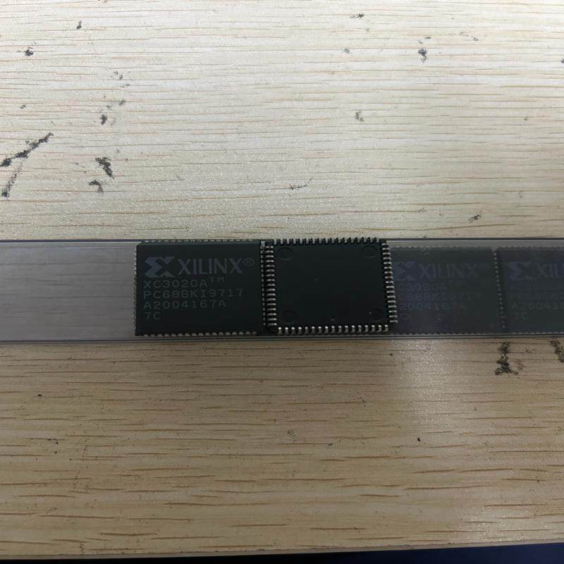 检测XC3020A-7PC68C PLCC68 XIL 咨询