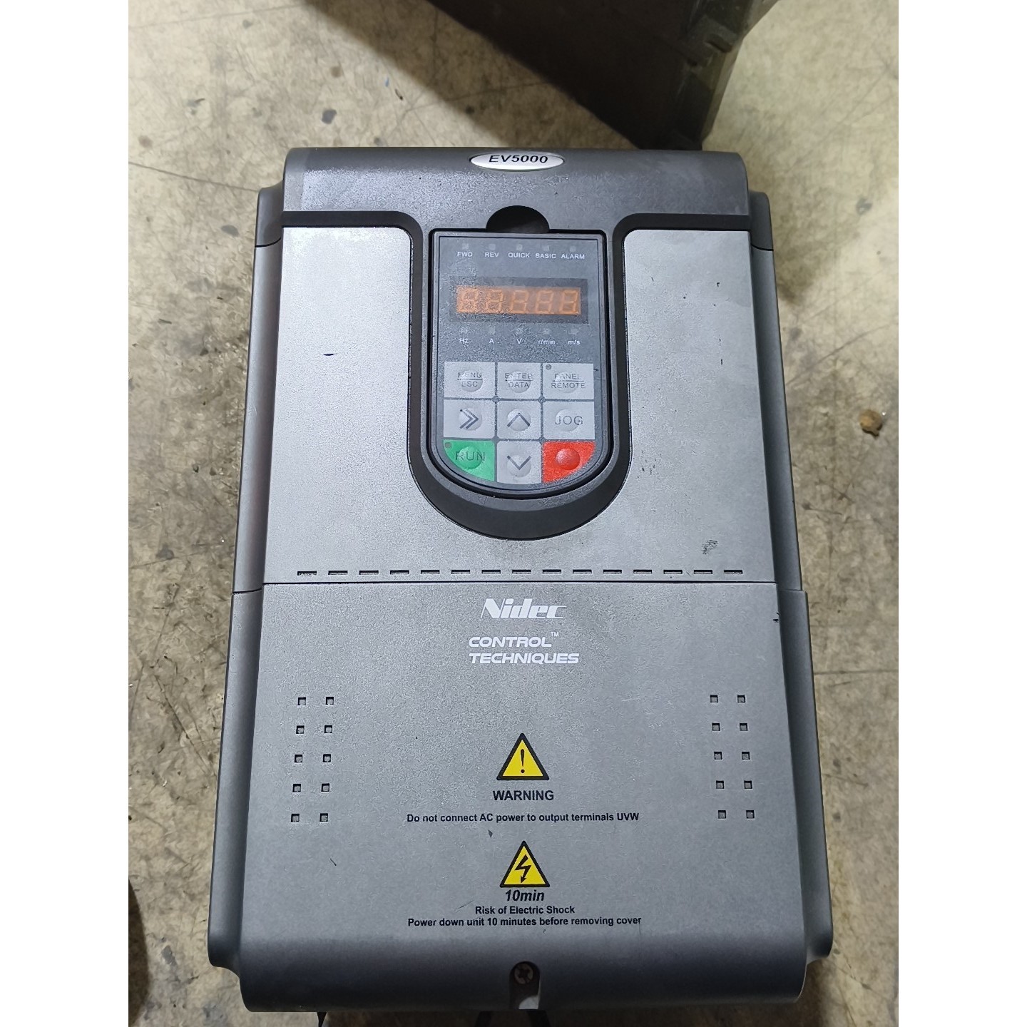 EV5000-4T0110G尼得科变频器原装实物图功议价 维修