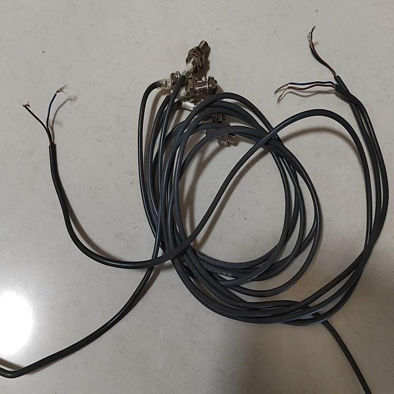 检测接近光电开关E2E-X2D1-N-Z，二手拆机，线 咨询