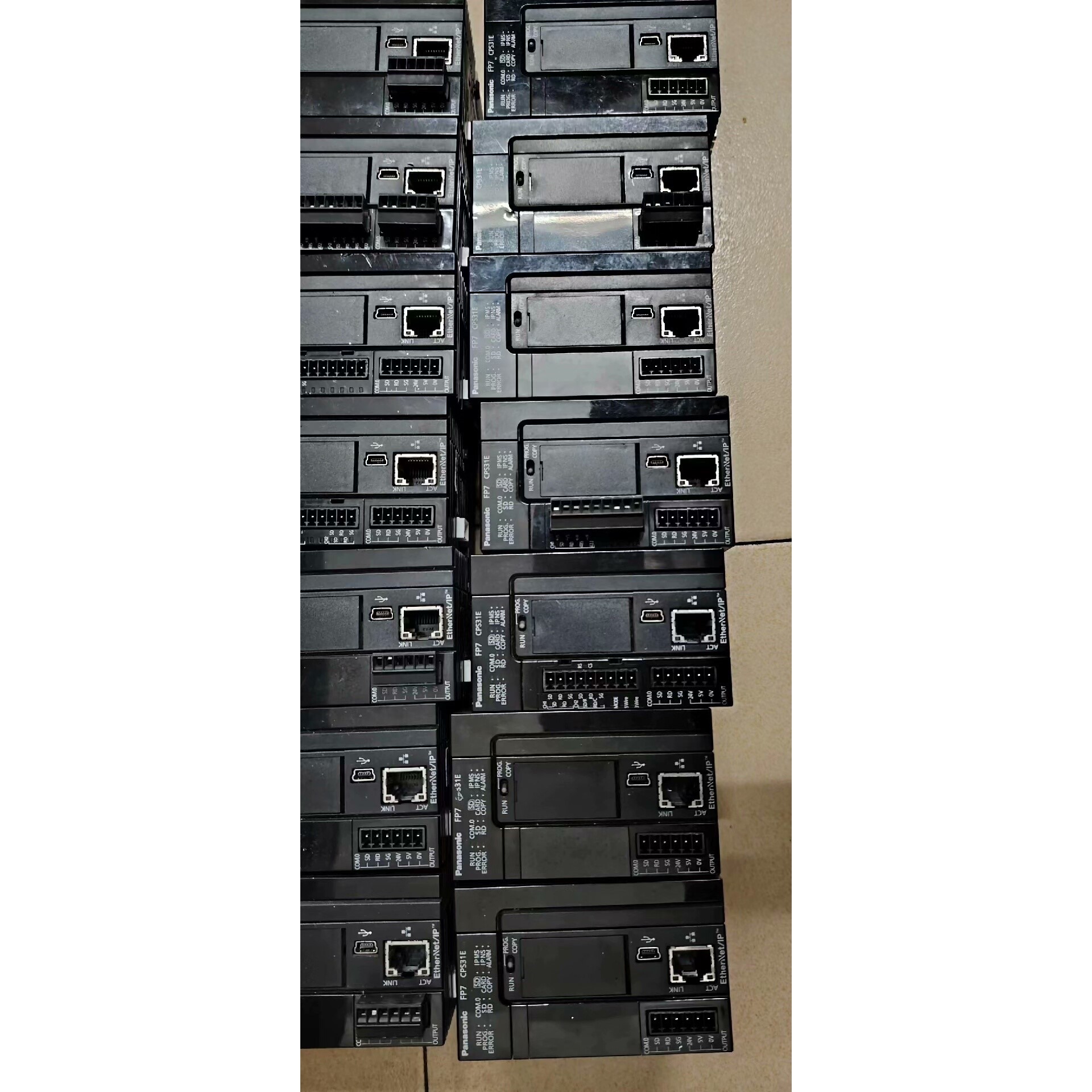 松下主机AFP7 CPS31E,实物拍摄,成色如图,功能正常 备件议价