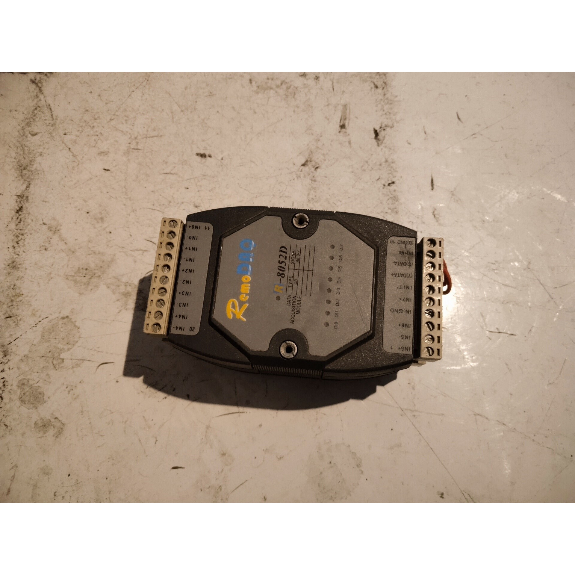 R-8052D实物图拍摄议价 维修