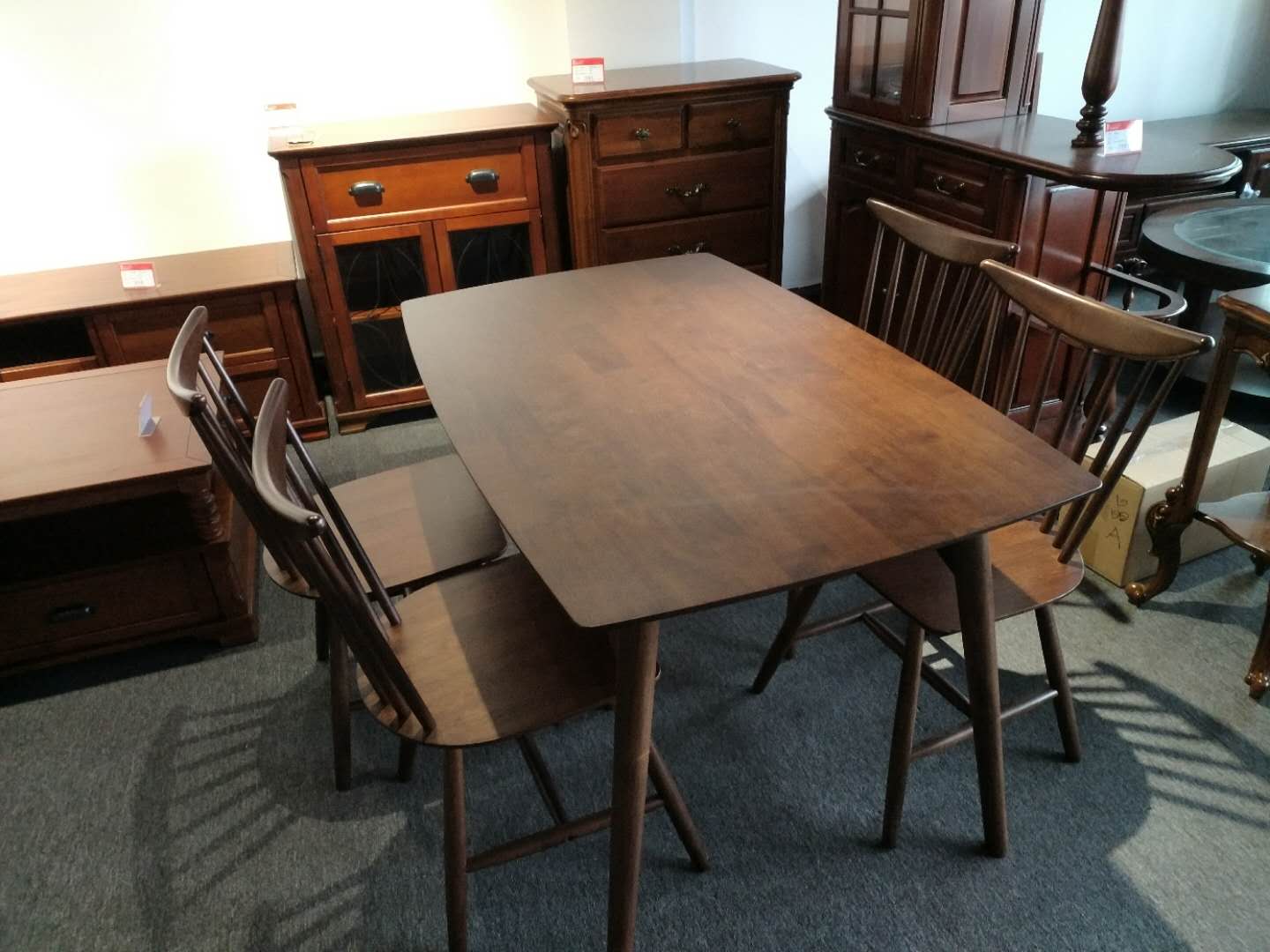 马来西亚纯实木餐桌美式外贸尾单原单外贸家具清仓大处理特价实木在类目 住宅家具, 桌类, 餐桌中 - 来自Buy2taobao.com提供专业的淘宝代购服务