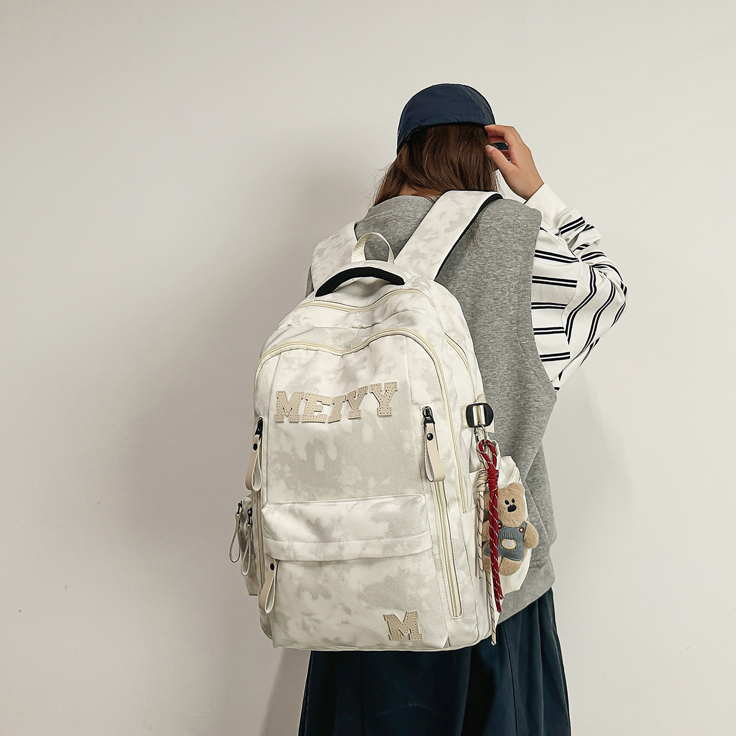 红鹮鸟减负护脊书包初中女生高中生男款双肩包大学生旅行户外背包