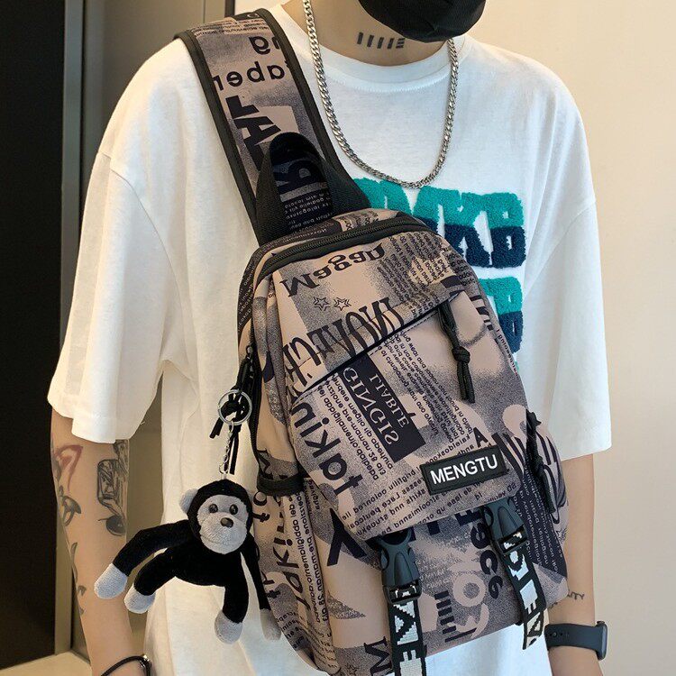 双肩大容量背包胸包斜跨腰包包挂韩版轻便时尚百搭便捷轻松运动通