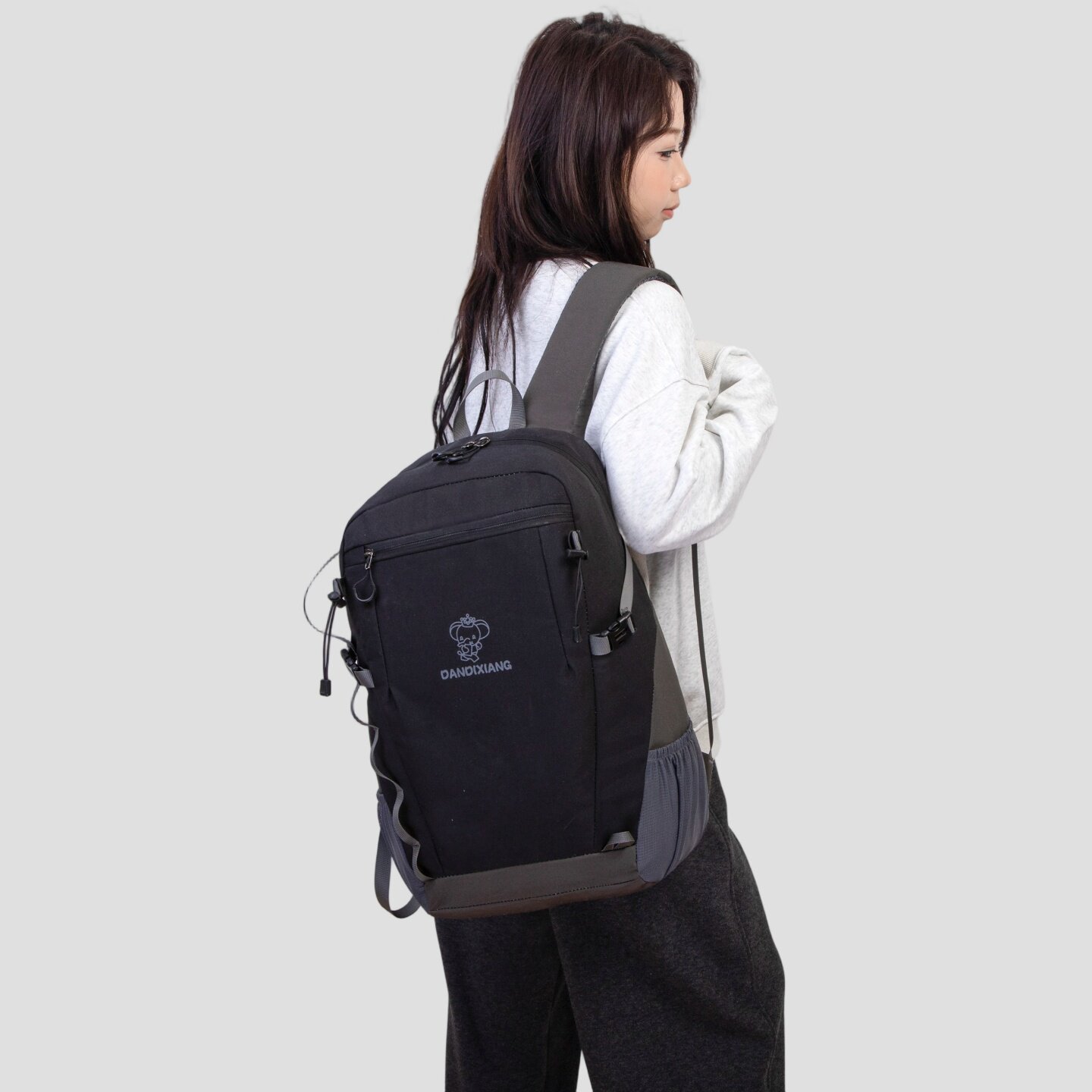 红鹮鸟书包大容量轻量化旅行初高中大学生双肩包女男轻便登山背包