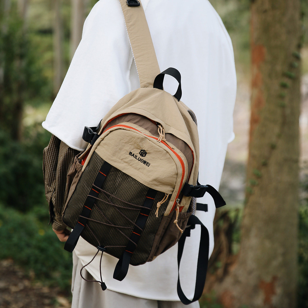 红鹮鸟双肩包女背包轻便旅游大容量通勤电脑大学生书包男户外运动