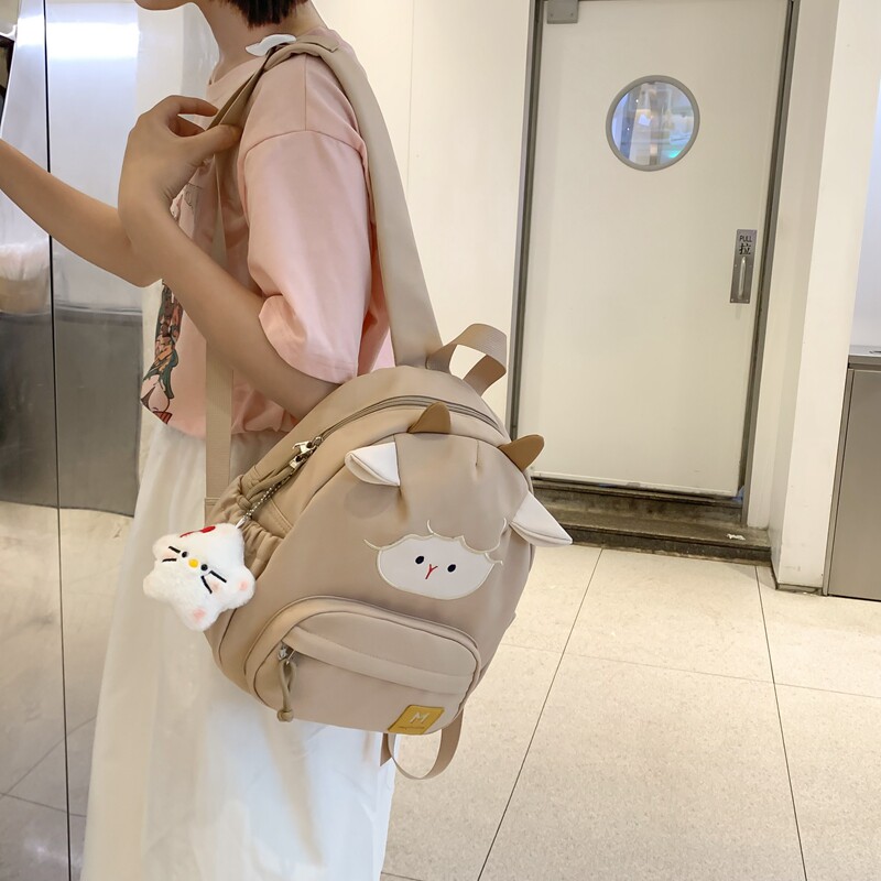 红鹮鸟可爱小羊双肩包女旅游轻便ins小众书包出游高颜值小背包